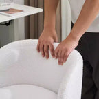 Chaise de bureau pivotante sans accoudoirs Teddy en tissu avec hauteur réglable et dossier incurvé blanc