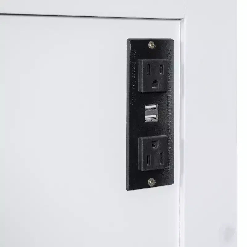 Lit escamotable Queen en contreplaqué et MDF avec armoire en rotin 68.9''H x 67.3''W