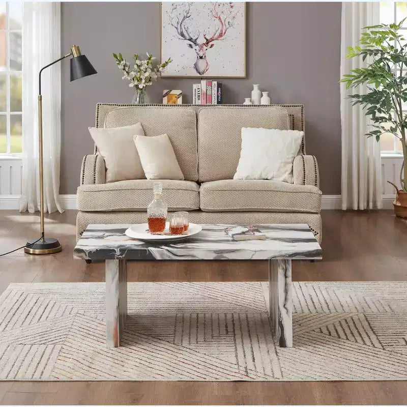 Table basse en MDF aspect marbre 45,7 cm (H) x 111,8 cm (L) x 59,7 cm (P)